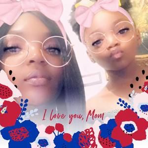 Meet your Posher, Denasia